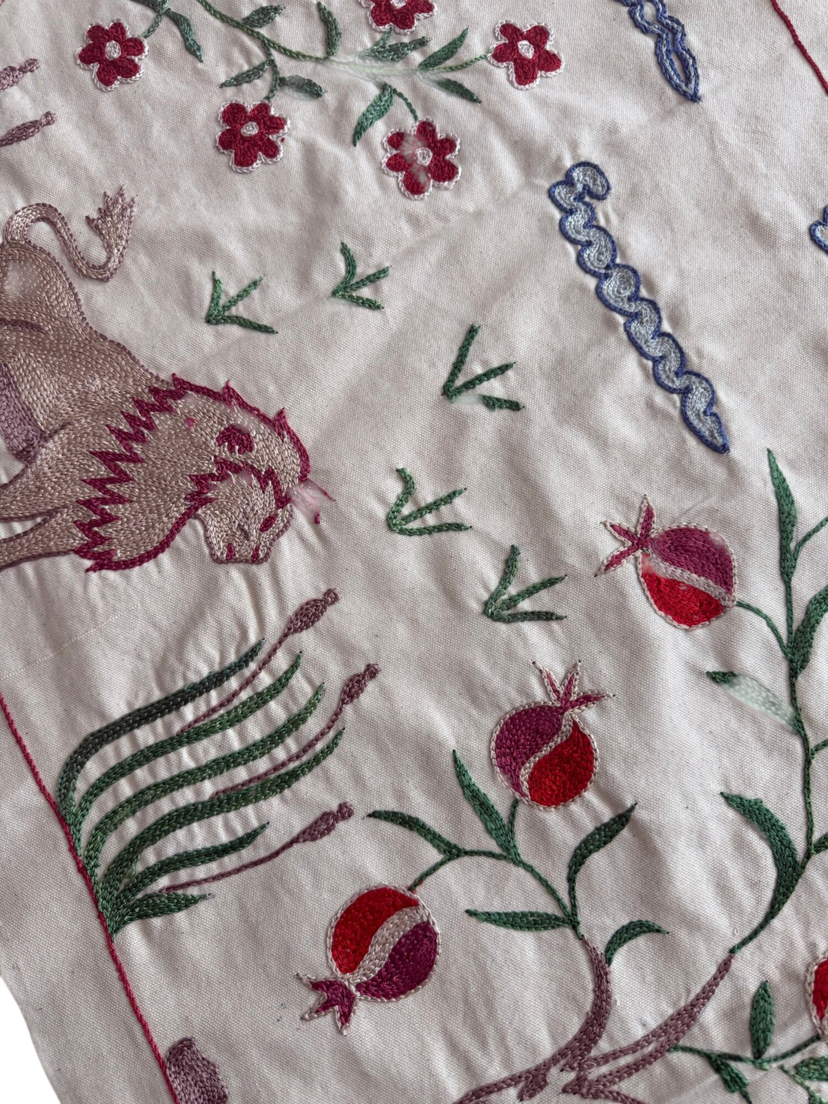 Artisan Uzbek Suzani Table Runner, Lion Embroidery, Cotton Tribal Textile 1'8'' x 4'9'' - detail 6