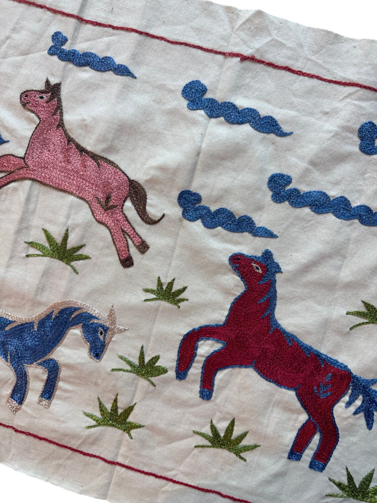 Hand-Embroidered Horse Suzani Embroidery Wall Decor - Uzbekistan Pictorial Textile 1'8'' x 4'7'' - detail 2