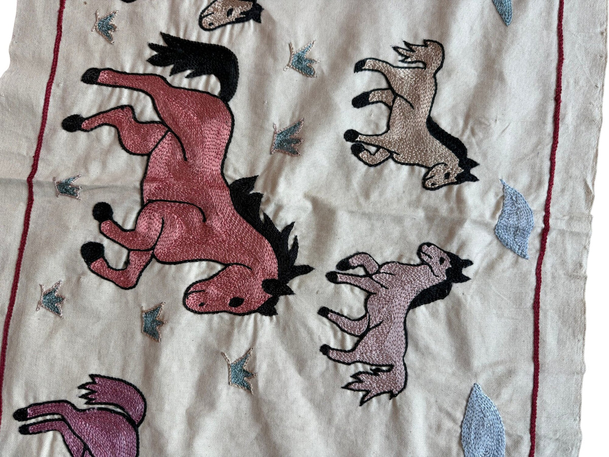 Handmade Uzbek Suzani Table Runner, Horse Embroidery, Cotton Tapestry 1'8'' x 4'8'' - detail 3