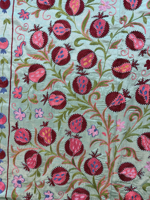Bird Silk Suzani Embroidery Wall Decor - Boho Green Bukhara Embroidery 3'5'' x 6'3'' - detail 7