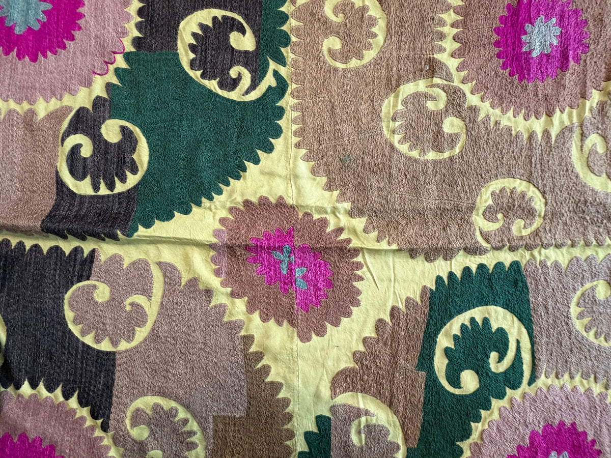 Hand-Embroidered Vintage Yellow Cotton Suzani Tapestry, Medallion Embroidery 6'7'' x 13'9'' - detail 10