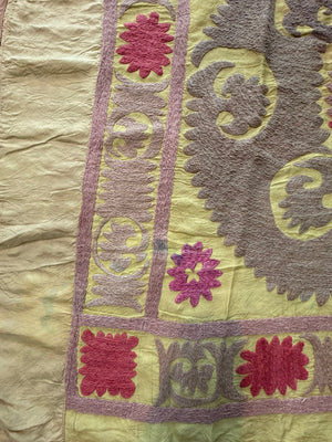 Hand-Embroidered Vintage Yellow Cotton Suzani Tapestry, Medallion Embroidery 6'7'' x 13'9'' - detail 4