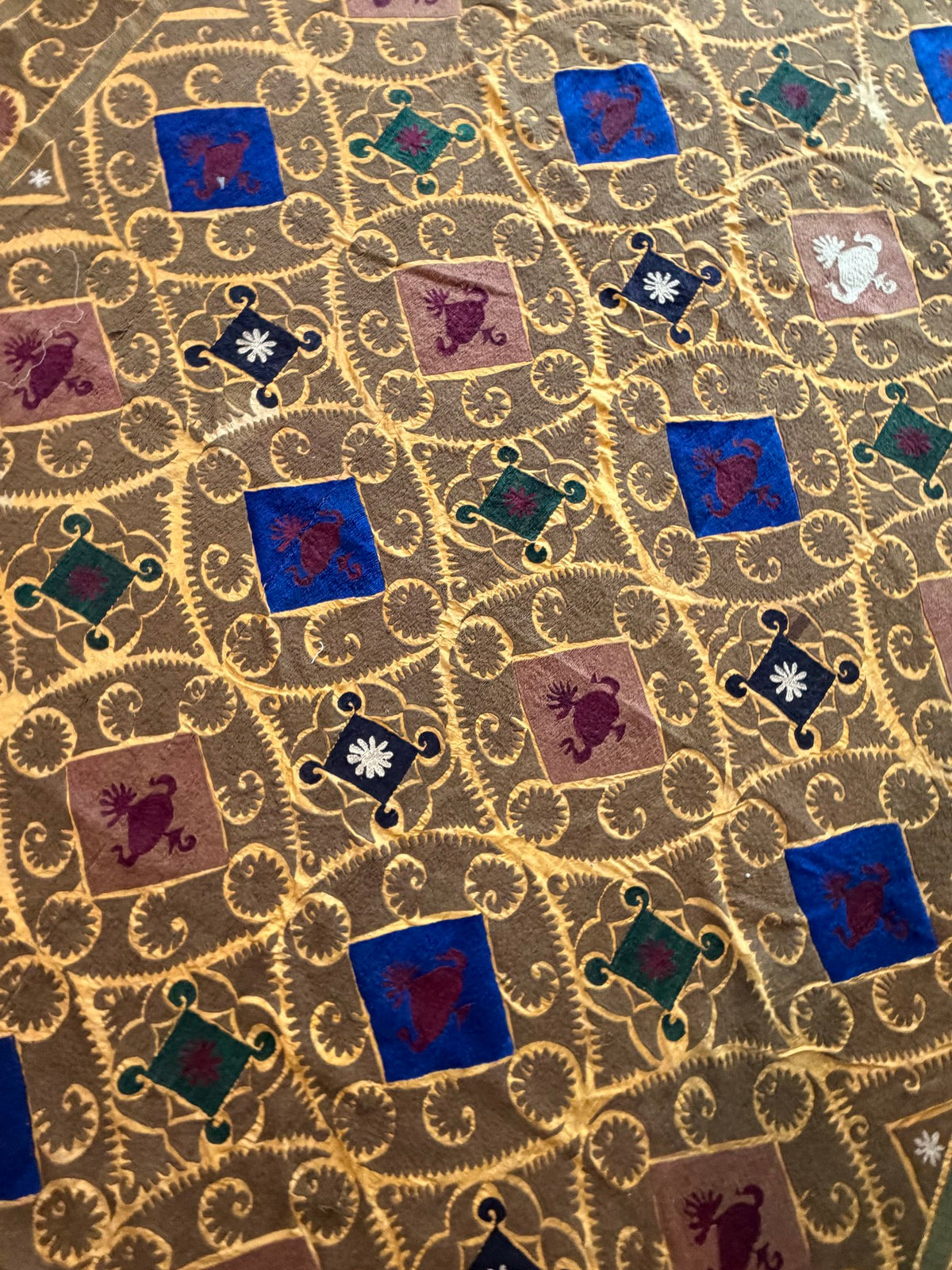 Lattice Motif Cotton Suzani Tablecloth, Boho Vintage Gold Uzbek Textile 7'1'' x 10'8'' - detail 5