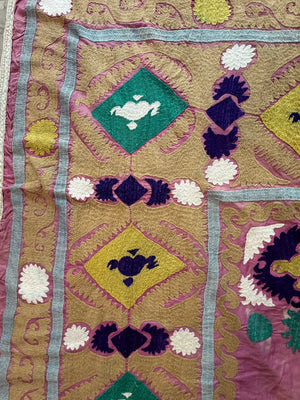 Prayer Niche Cotton Suzani Wall Hanging - Boho Vintage Pink Central Asian Embroidery 4'10'' x 7'5'' - detail 5