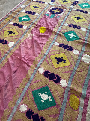 Prayer Niche Cotton Suzani Wall Hanging - Boho Vintage Pink Central Asian Embroidery 4'10'' x 7'5'' - detail 8