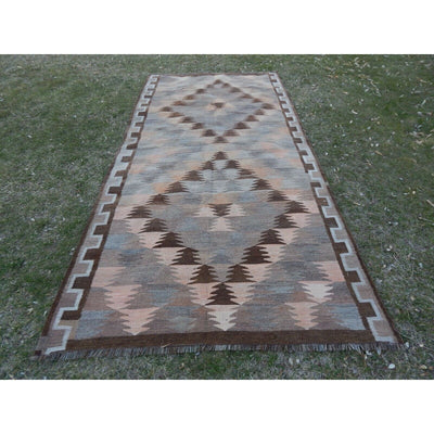 1950s Vintage Diamond Turkish Kilim Rug - 4'8'' x 9'4''