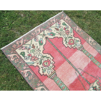 Vintage Handwoven Low Pile Turkish Ushak Rug 3'5'' X 5'4''